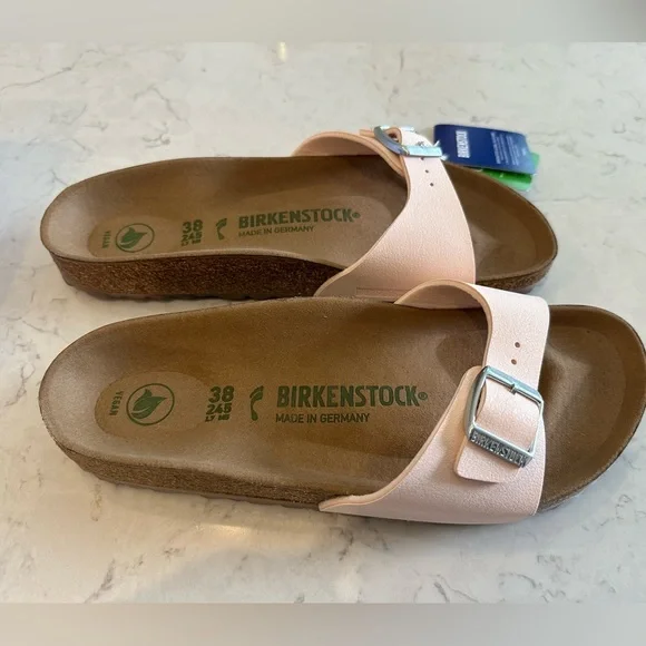 New Women’s Birkenstocks size 38 / US 7-7.5 Women’s - Picture 10 of 11